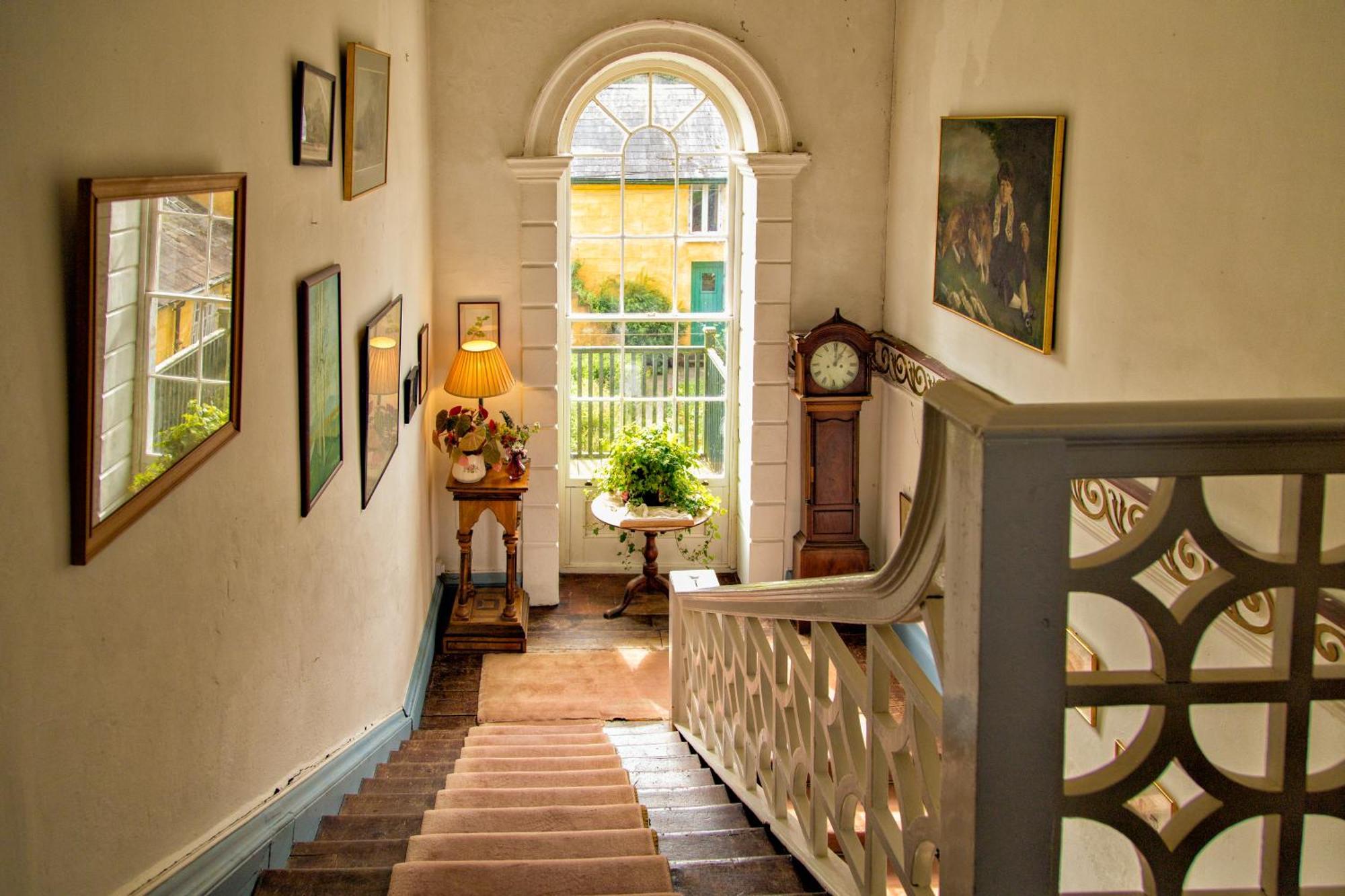 Roundwood House Pensión Mountrath